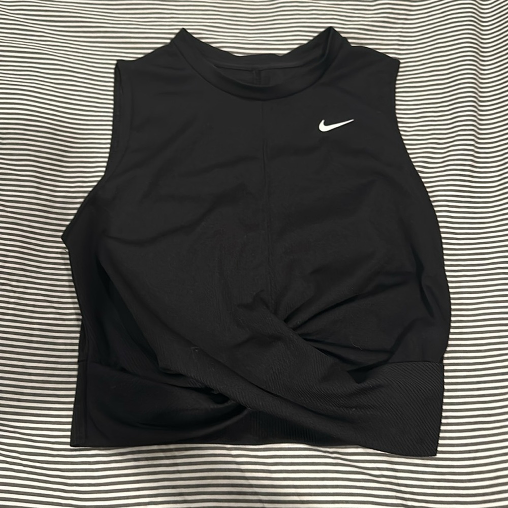 Nike Luxe Dri-Fit Twsit Knot Tank-Black
